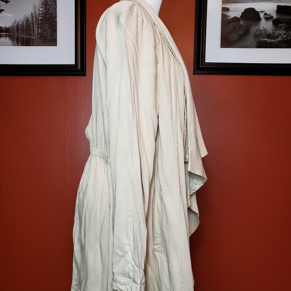 Roz & Ali open jacket - Picture 4 of 8